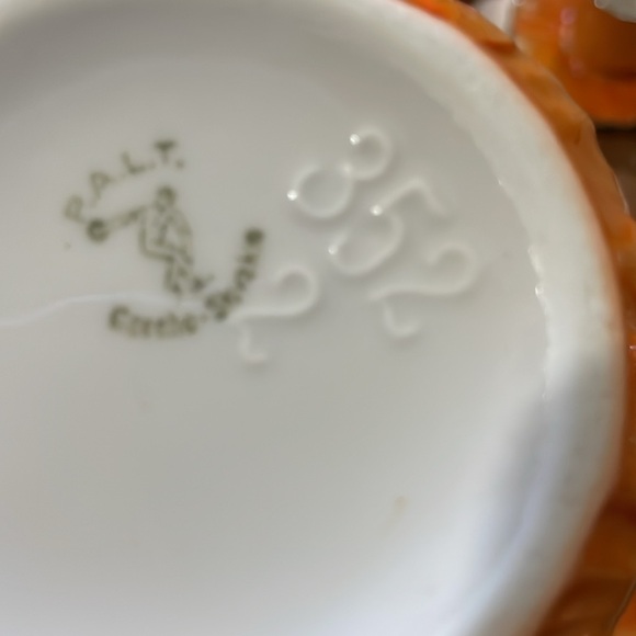 VTG P.A.L.T. Czech Orange Lusterware Tea Set - Picture 12 of 14